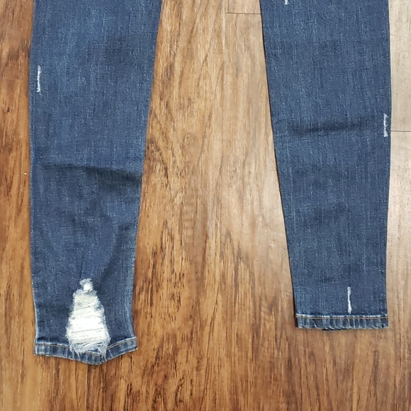 Destructive Low Rise Skinny - Picture 7 of 9
